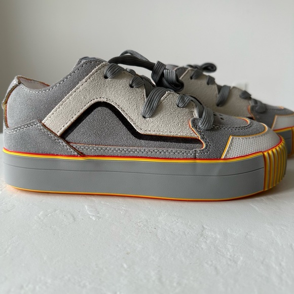 MSCHF Gobstomper Graylag Goose Edition | Size 7 Men | 8.5 Women (NWT) - Picture 6 of 7